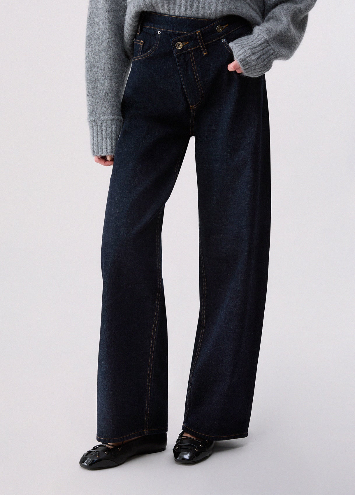 Jeans Liu Jo AI26 - Jeans straight con cintone asimmetrico - UF6160D485477000