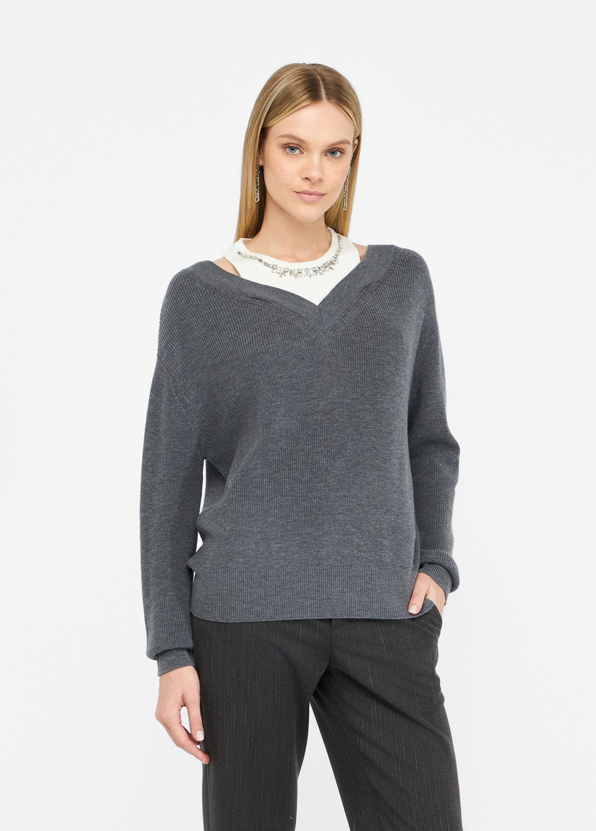 MAGLIERIA LIU JO AI26 - Maglione con ricami gioiello - MF5126