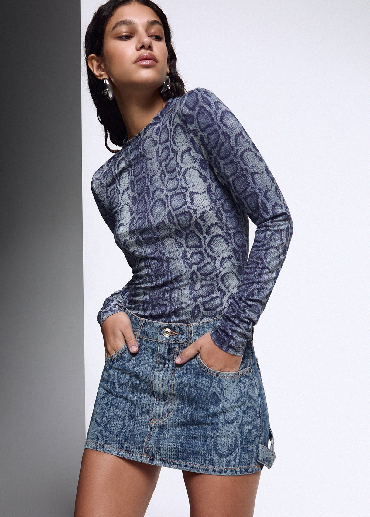 Gonne LIU LO AI26 - Minigonna in denim pitonato - UF6518D039779154