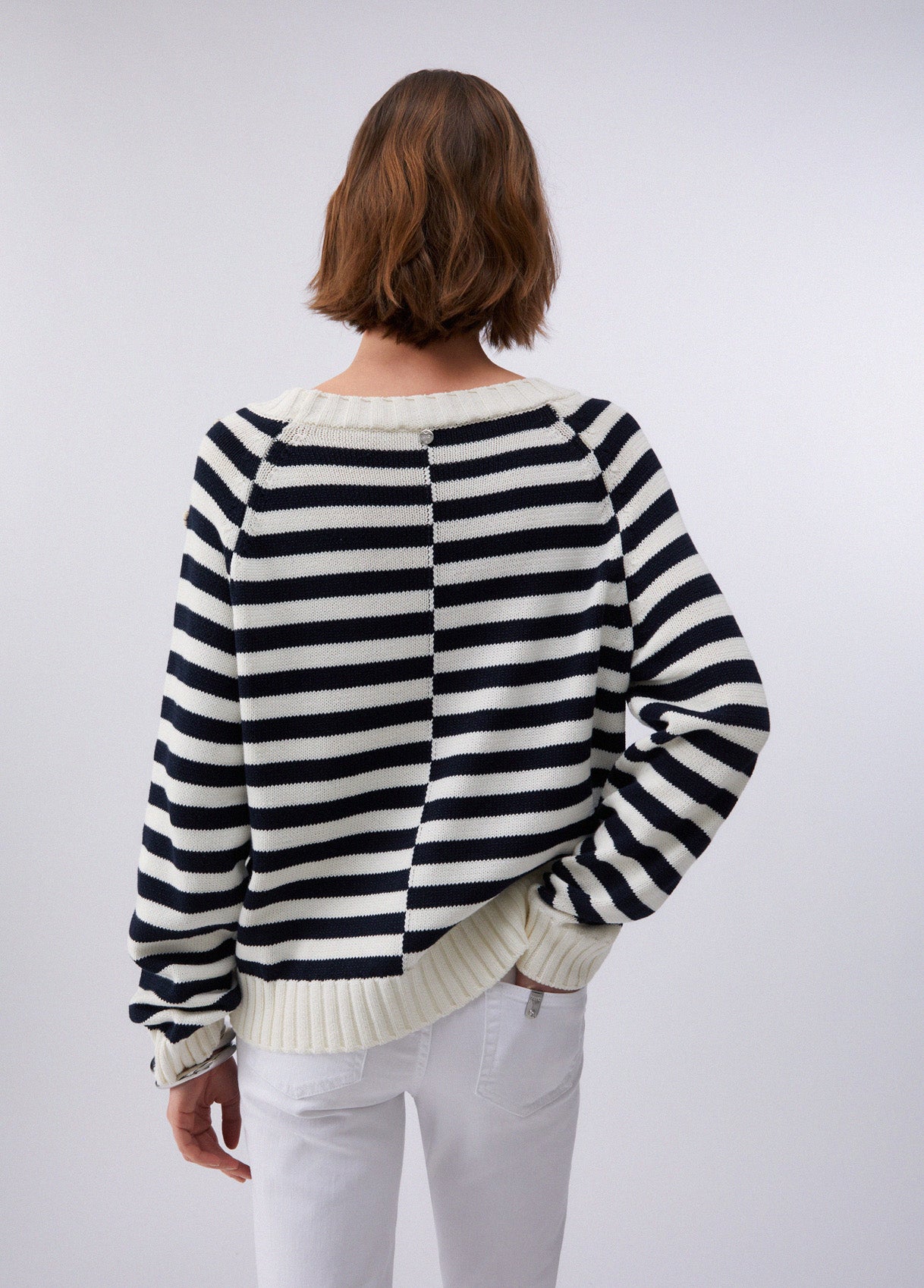 MAGLIA LIU JO PE26 - Maglia con ricami gioiello - WA6219