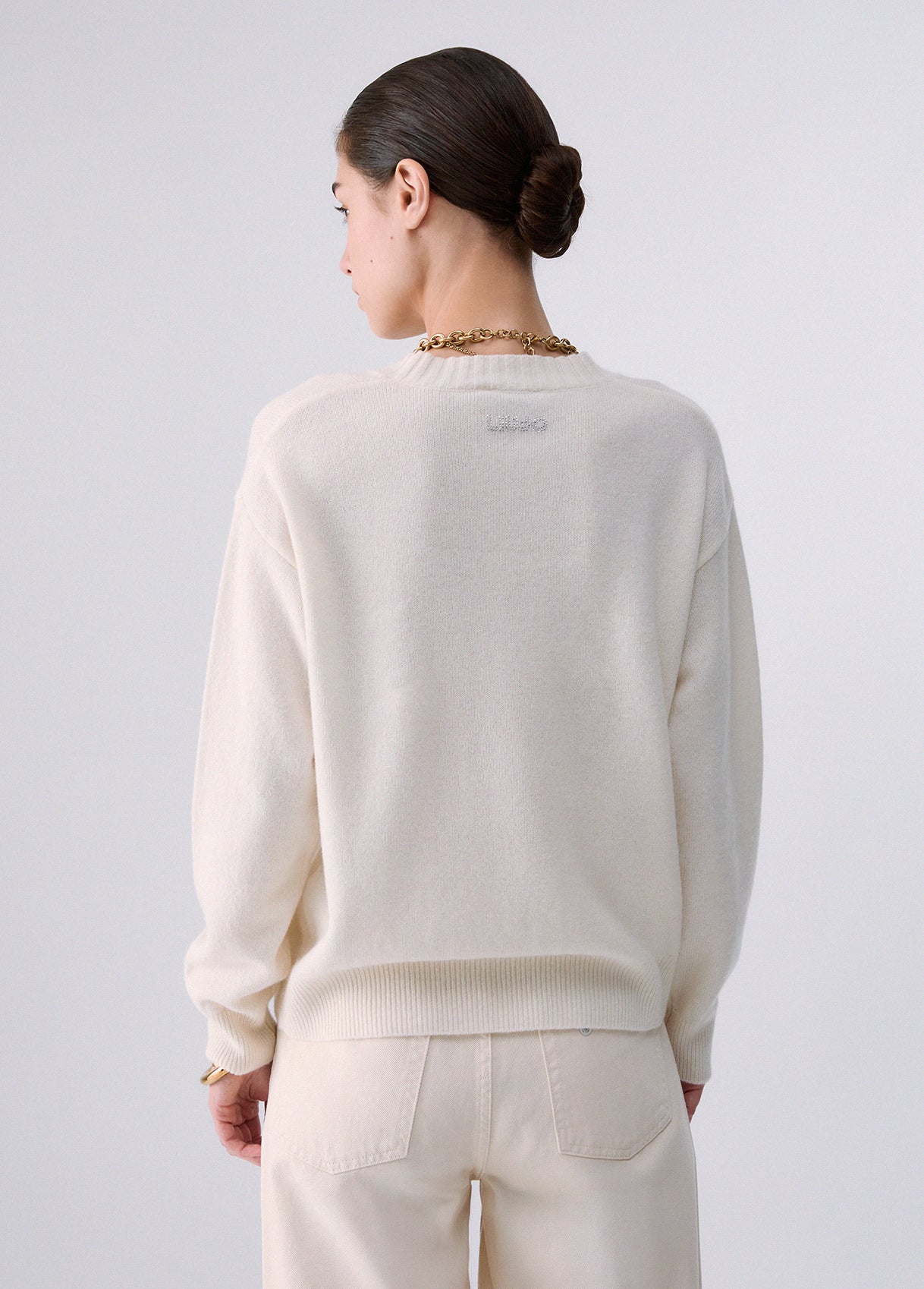 Maglieria LIU JO AI26 - Maglia jacquard in lana con charm - WF6457MS009L9458